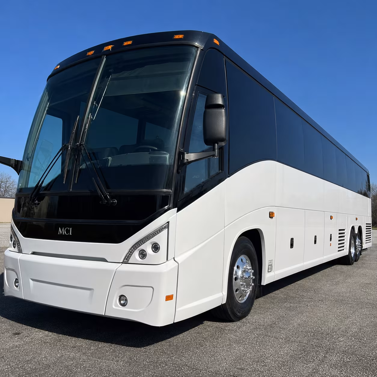 corporate charter buses for spring training at camelback ranch
