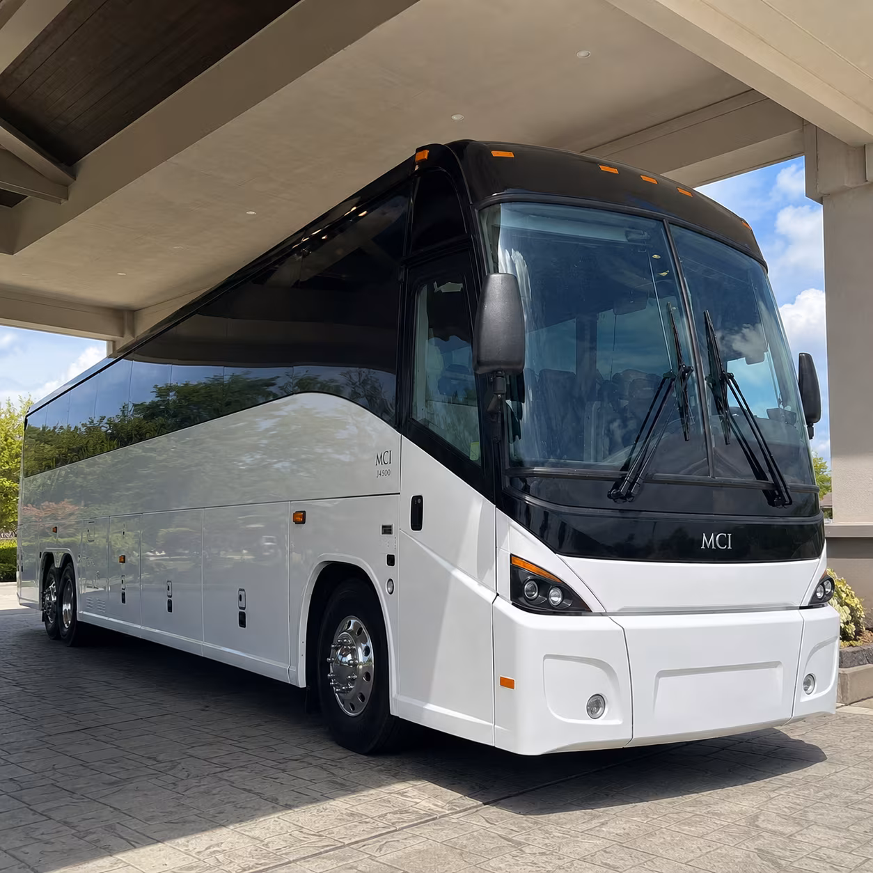 spring training airport shuttles to camelback ranch and peoria sports complex