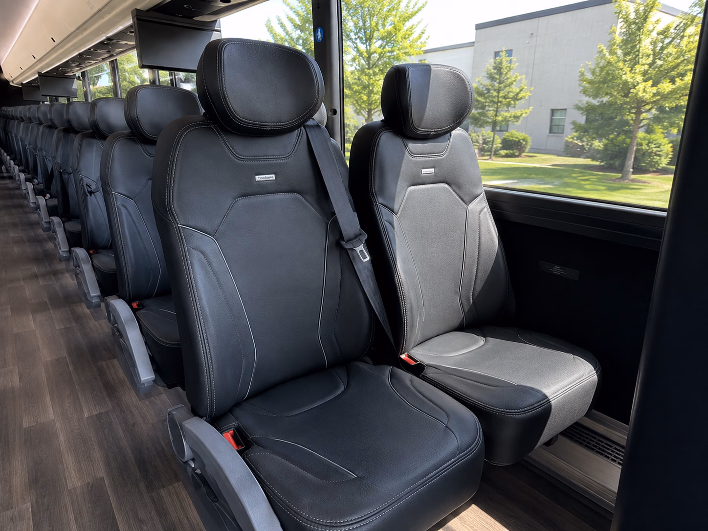 wine tour bus rentals to old town scottsdale tasting rooms
